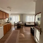 Yade Apartmanhotel