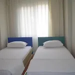 Yade Apartmanhotel