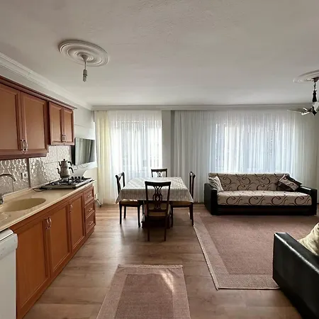 Yade Aparthotel 2*
