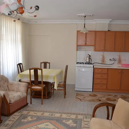 Yade Aparthotel 3*