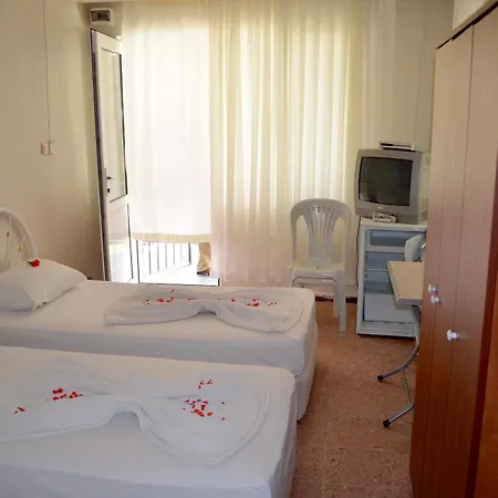 Yade Aparthotel