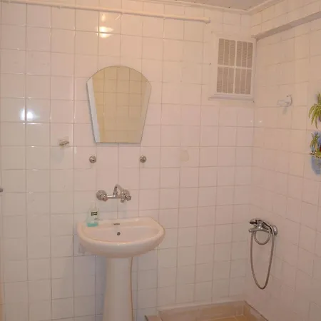 Aparthotel Yade 2*