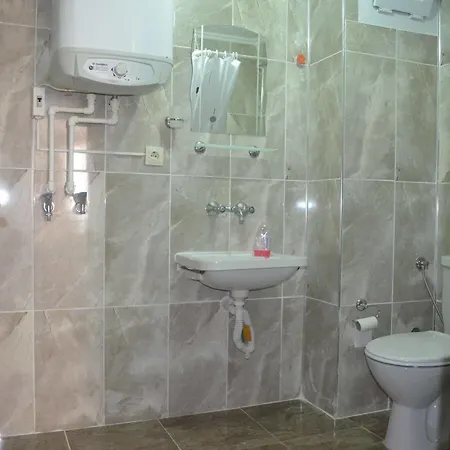 Aparthotel Yade 2*