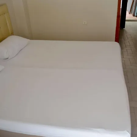Yade Aparthotel